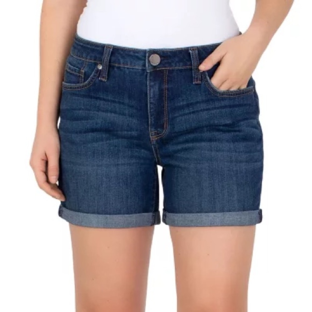 Seven7 Women’s Weekend Denim Shorts Size 6